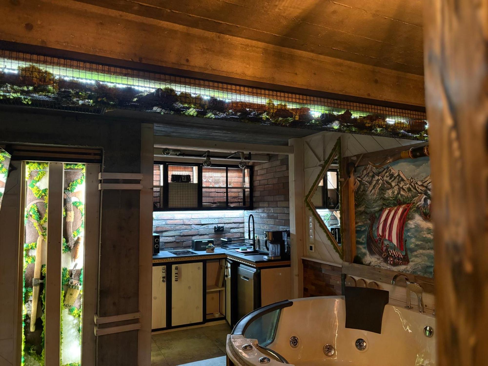 Viking Shelter - Apartamenty Z Jacuzzi, Zakopane